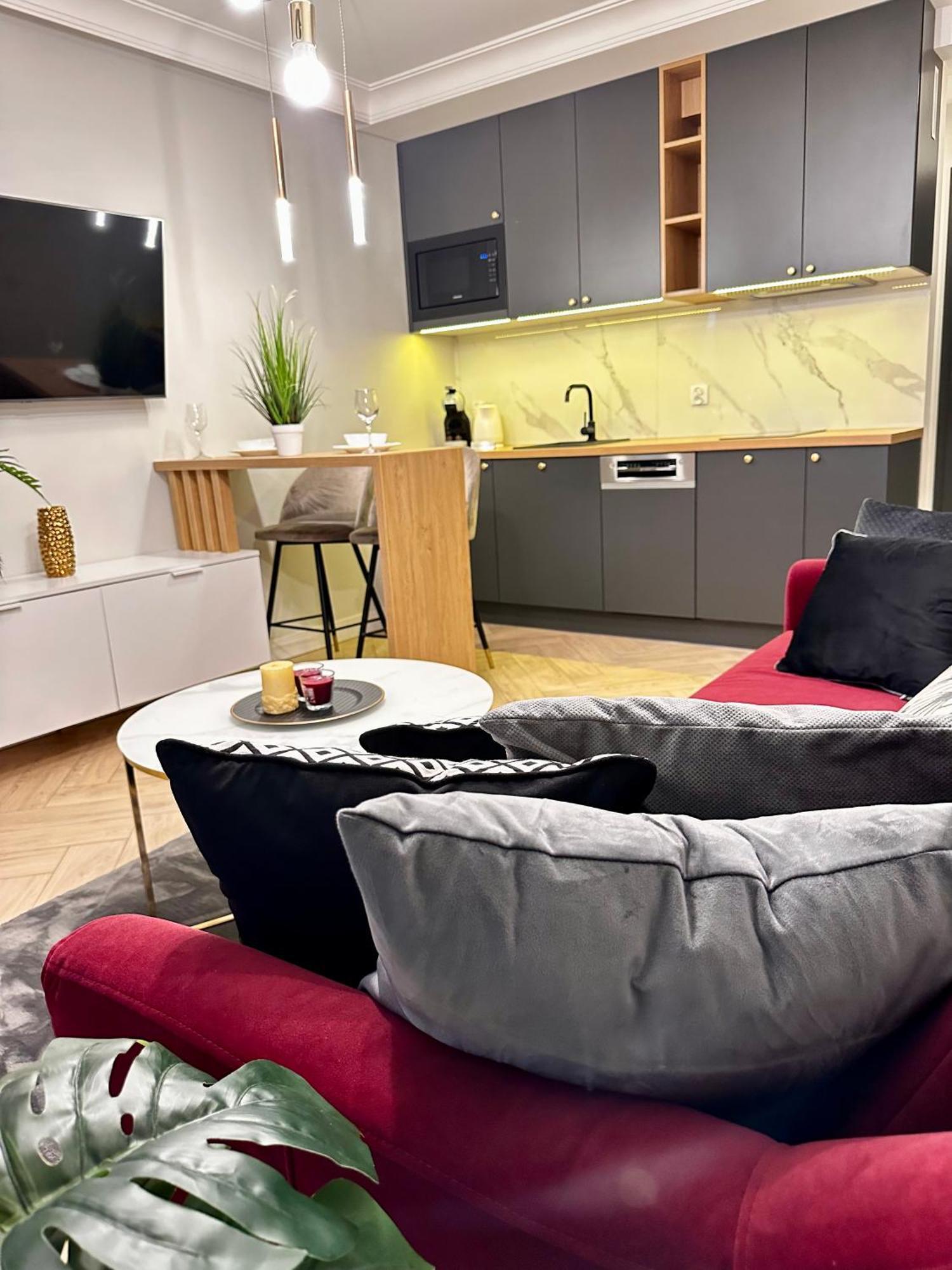 Apartamenty Kielce- Apartament Szmaragd Przy Zalew Kielecki, Faktura, Parking, Centrum Bagian luar foto
